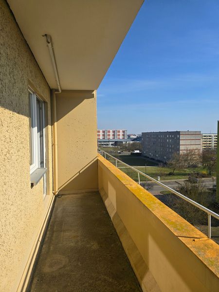 Großzügige Familienwohnung! 2 Bäder (Wanne & Dusche) + 2 Balkone